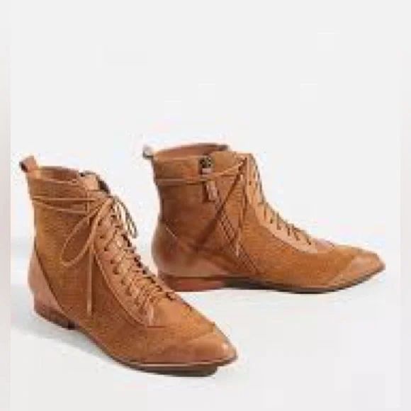 Kelsi Dagger Sedona Lace-Up Bootie in Russet Suede 6.5 - Picture 1 of 7